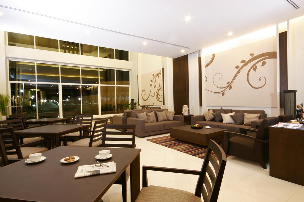 Kameo Grand Hotel & Serviced Apartment, Rayong Bagian luar foto