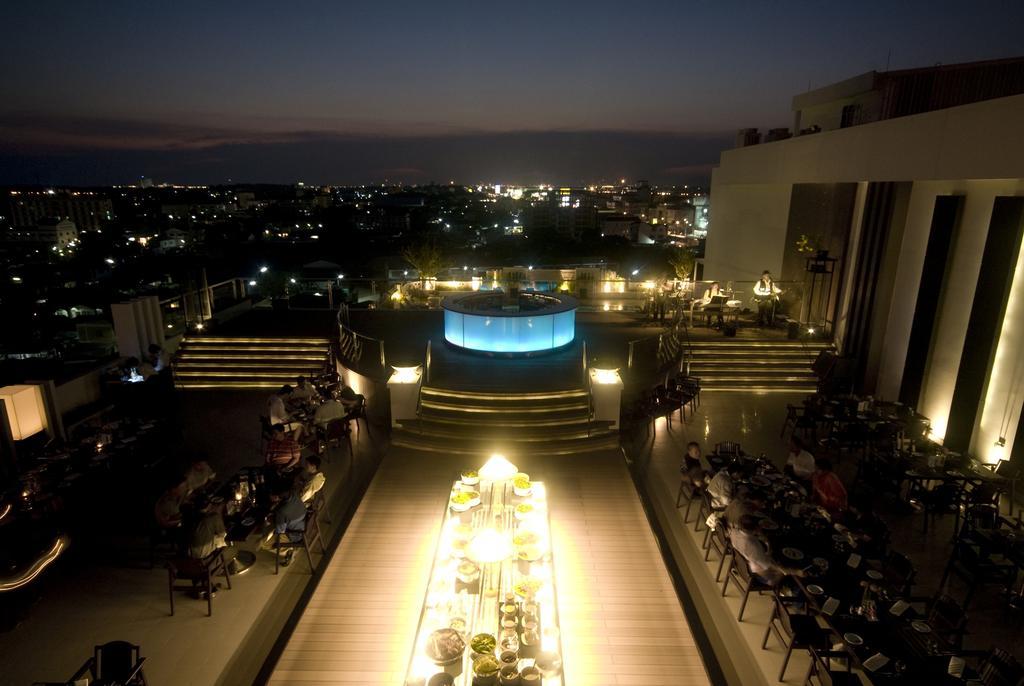 Kameo Grand Hotel & Serviced Apartment, Rayong Bagian luar foto